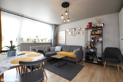 Dwa pokoje w bardzo dobrym stanie na Skotnicy.