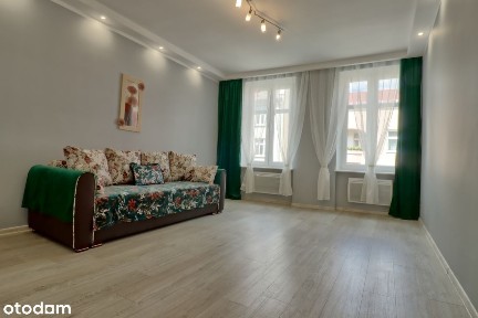 Styl, Klimat i Centrum Miasta - Wyjątkowe Mieszkanie w Kamienicy