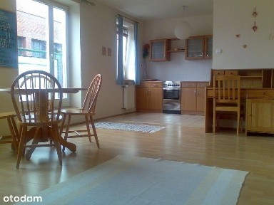 Ładne, Duże 1-Pokojowe, 1 piętro, duży Parking