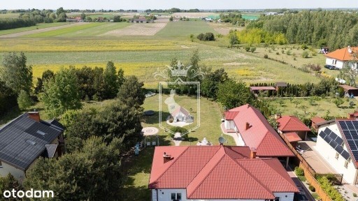 Dom parterowy po generalnym remoncie działka 2 ha