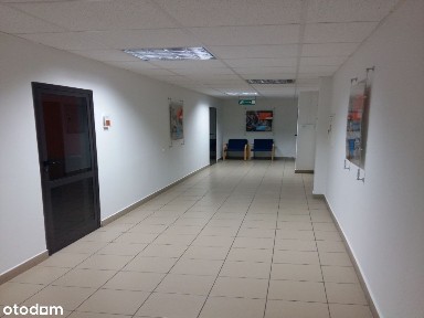 Budynek pod szkołę Centrum Kielc, ul. Staszica 3