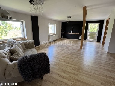 Dom jednorodzinny w cichej okolicy