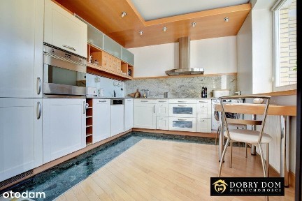 Wyjątkowe, dwupoziomowe mieszkanie w centrum