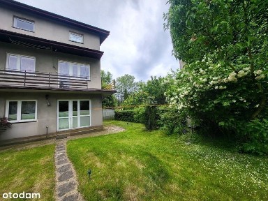 Dom mieszkalny w doskonałej lokalizacji Łódź Górna