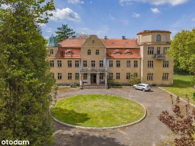 Zespół pałacowo-parkowy w miejscowości Tychówko