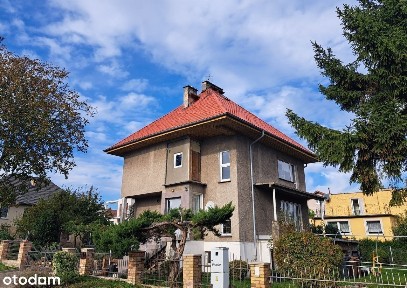 Dom rodzinny wolnostojący w doskonałej lokalizacji