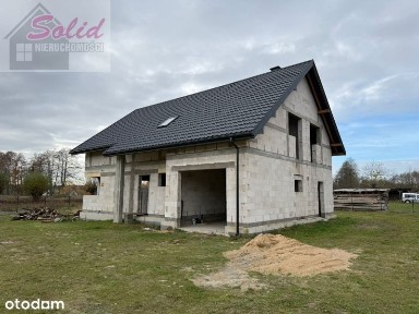 Dom przy lesie blisko jeziora Koszelówka