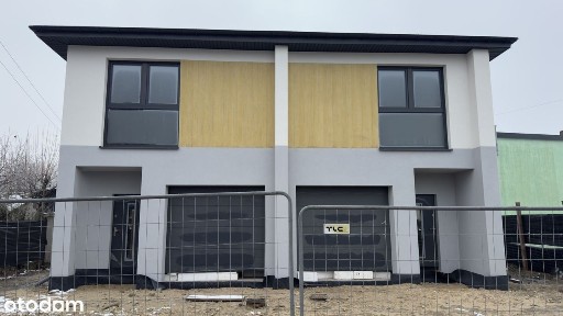 Dom jednorodzinny Bliźniak, Józefów, Komuny Paryskiej