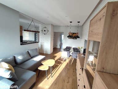 Sprzedam apartament nad jeziorem Sajmino, Winda,duże balkony,plaża.