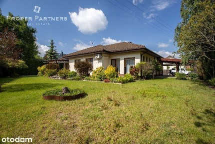 Parterowy dom z garażem i ogrodem - gm. Jabłonna