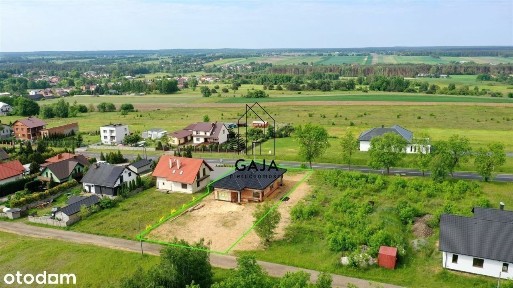 Wolnostojący parterowy dom z garażem duża działka
