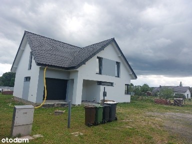 Atrakcyjny, nowy, wolnostojacy dom w Droszkowie