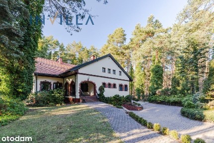 Dom pod przedszkole, dom opieki, dla rodziny, las