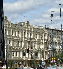 Kamienica w centrum Łodzi z C.O. i wyremontowana