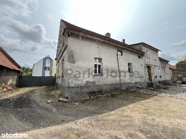 Dom do remontu +budynki gospodarcze Gaworzyce