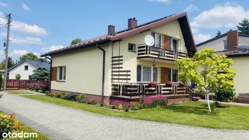 Dom - PC i fotowoltaika na dużej działce.