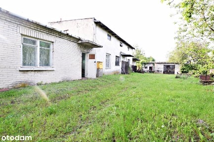 Dom i Kuźnia na działce 1700m2.
