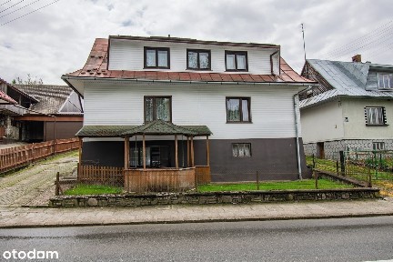 Dom przy głównej ulicy w Trybszu