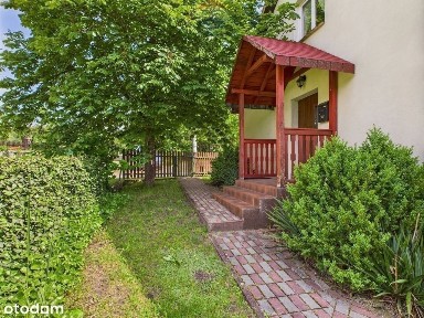 Naturalna oaza - dom tuż przy lesie i jeziorze