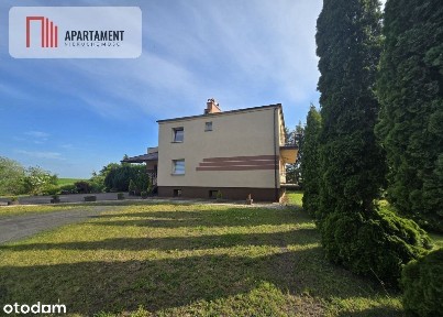 Przestronny dom z dużym ogrodem i własnym stawem