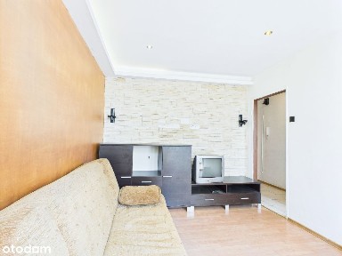 Mieszkanie na parterzeMieszkanie z potencjałem -