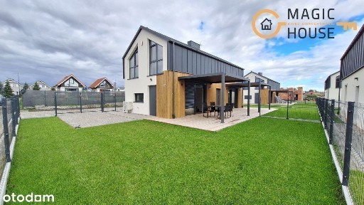 Dom nad morzem z dużym ogrodem!