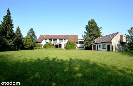 Dom, 410,79 m², Biadacz