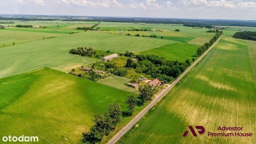 Stary dworek z zabudowaniami i parkiem - 3,37ha