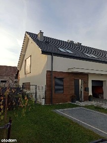 Dom w zabudowie bliżniaczej 