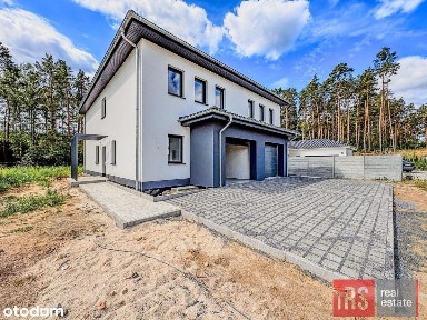 Piękny dom przy Rajskiej - z furtką do lasu.