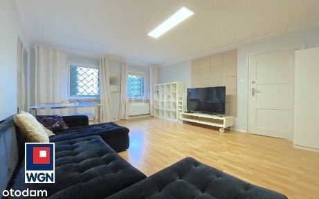 Jasne Błonia. 2 pokojowe 50m2 z kuchnią w willi og