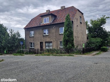 Kolonowskie dom ze sklepem