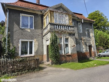 Lokal mieszkalny w Walimiu, ul. Dworzec PKP 1/1