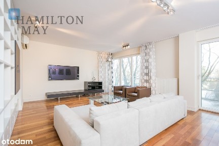 Przestronny apartament w Willi Monaco