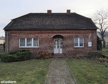 Obszerny parterowy dom z dwoma działkami