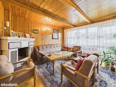 Dom w centrum Chorzel