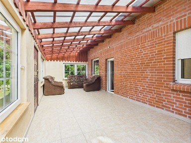 Dom z dużą działką, idealne miejsce do życia