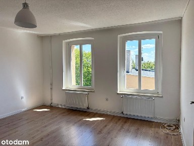 Kawalerka w Chorzowie blisko DTS | 25