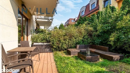 Komfortowy apartament z ogródkiem 800 m od plaży!