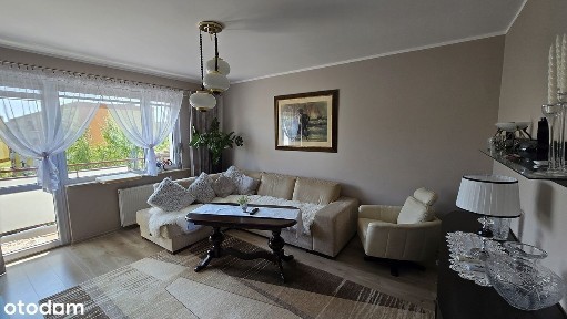 W wysokim standardzie z dużym balkonem - możliwość dokupienia garażu