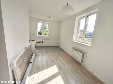 nad jeziorem z ogródkiem i garażem