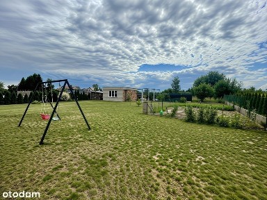 Atrakcyjny dom wolnostojący w wysokim standardzie