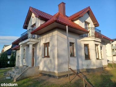 Dom w Niepołomicach z garażem