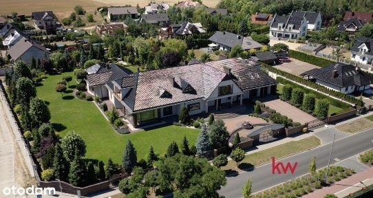 PIękna rezydencja, basen, siłownia