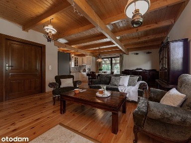 Klimatyczny, 5 pokojowy dom na działce 8664 m2