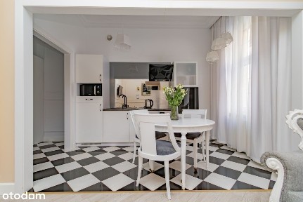 Mieszkanie na Śródmieściu - Długa 52