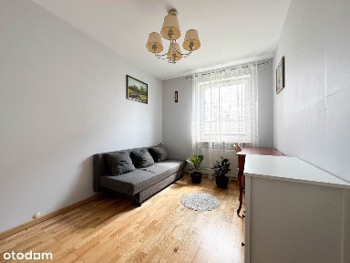 Do wejścia, 3 pokoje, os. Borek