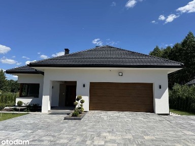 Nowoczesny, parterowy dom z pięknym ogrodem!
