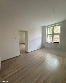 Mieszkanie w budynku, jednorodzinnym, dwulokalowym, z ogrodem 33/1