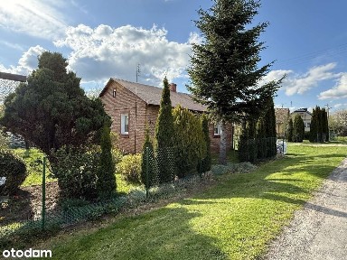 Dom, siedlisko z budynkami gospodarczymi, Żabno gmina Turobin